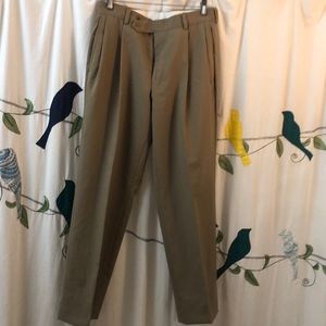 Men’s nautica light weight wool slacks.